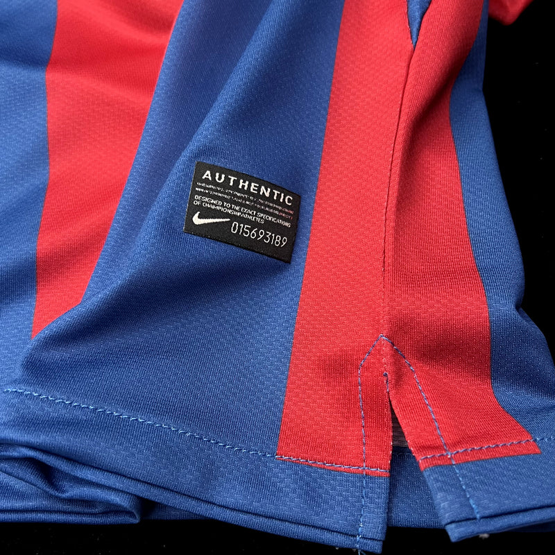 Camisa Barcelona Retrô Home 2010/11 - Torcedor Masculina - Azul e Grená