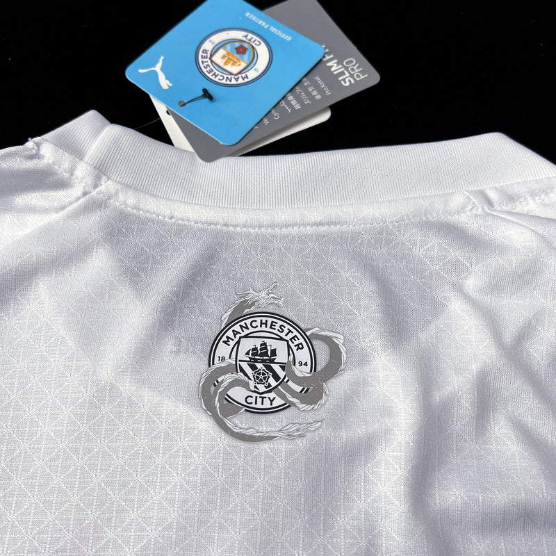 Camisa Manchester City Edição Especial Ano do Dragão 2024 - Versão Jogador