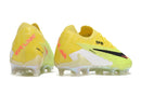 Chuteira Nike Phantom GX Elite FG Campo