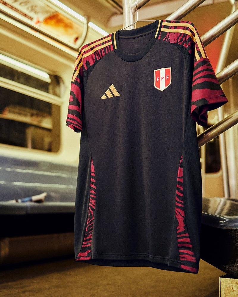 Camisa Seleção Peru II 2024/25 - Masculino Torcedor