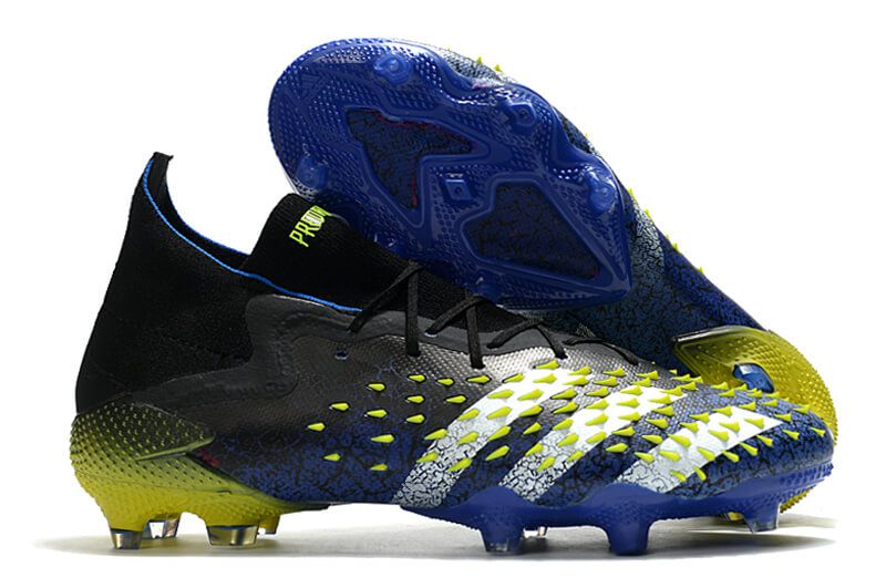 Chuteira Adidas Predator Freak.1 FG Campo